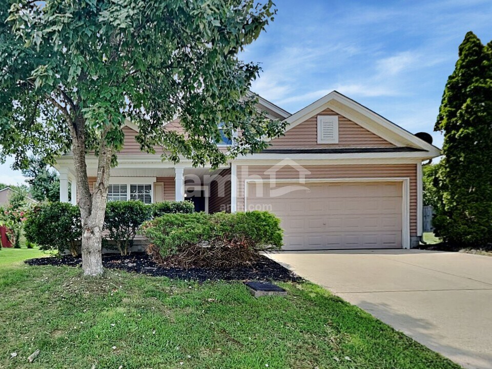 4804 Irving Ln in Nashville, TN - Building Photo