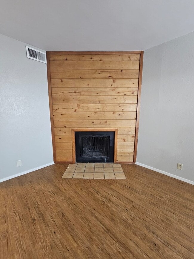 402 SE 6th St in Andrews, TX - Building Photo - Building Photo