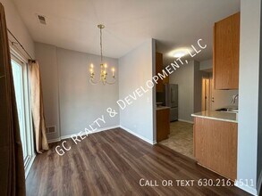 4018 Boulder Ct in Aurora, IL - Building Photo - Building Photo