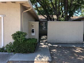 1130-1140 Alviso St in Santa Clara, CA - Foto de edificio - Building Photo