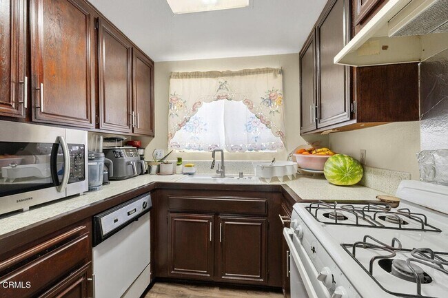 2637 Rudder Ave in Port Hueneme, CA - Building Photo - Building Photo