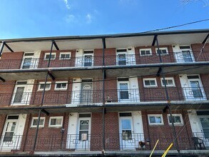 1026 Lyon in Milwaukee, WI - Building Photo - Building Photo