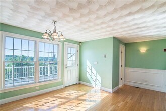 86 S Brow St in East Providence, RI - Building Photo - Building Photo