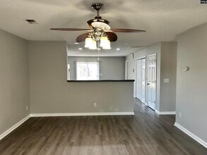 218 Cogburn Rd in Columbia, SC - Building Photo - Building Photo
