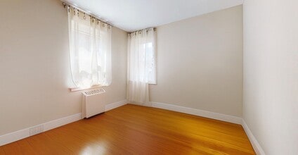 465 Arborway, Unit #13 in Boston, MA - Building Photo - Building Photo