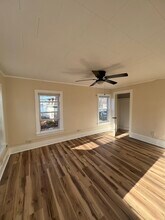 4 Palmer St, Unit Palmer 4B in South Portland, ME - Building Photo - Building Photo