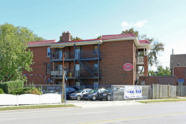 188 Graham Ave S in Hamilton, ON - Building Photo - Building Photo