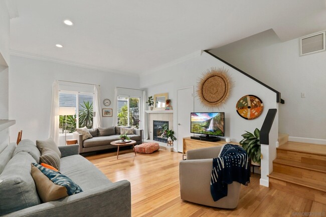 property at 1204 Hygeia Ave