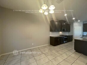 12340 W Myrtle Ave in Glendale, AZ - Foto de edificio - Building Photo