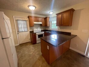 5039 Coker St in Fayetteville, NC - Building Photo - Building Photo