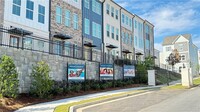 1456 Creekside Cir NW in Atlanta, GA - Foto de edificio - Building Photo