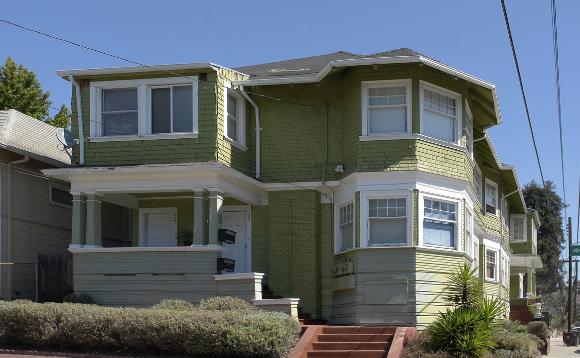 252 Frisbie St in Oakland, CA - Foto de edificio