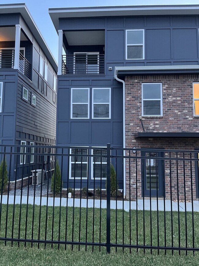 property at 102 Duke St