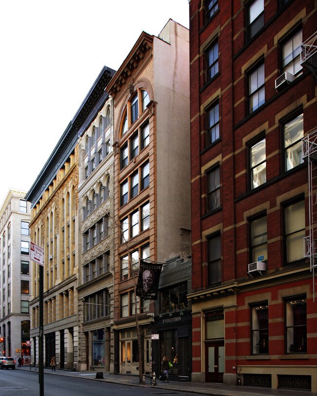 118 Spring St in New York, NY - Foto de edificio - Building Photo
