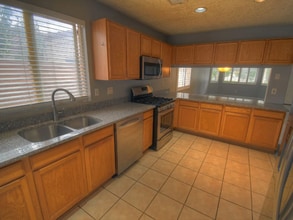 1412 Villa Ventosa NE in Albuquerque, NM - Building Photo - Building Photo
