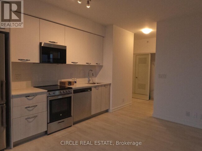 75 James St S in Hamilton, ON - Building Photo - Building Photo