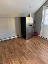 20 Leigh St in Clinton, NJ - Building Photo - Building Photo