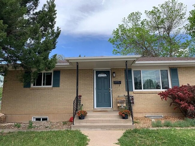 220 Tulane Dr in Fort Collins, CO - Building Photo - Building Photo