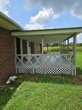 3336 Hilham Rd in Cookeville, TN - Foto de edificio - Building Photo