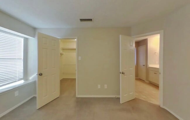 517 Valley View Dr in Lewisville, TX - Building Photo - Building Photo