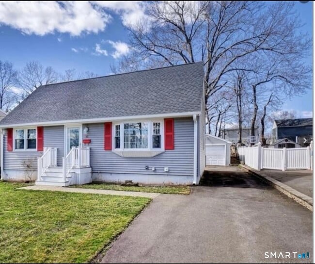40 Kennedy Dr in New Britain, CT - Building Photo - Building Photo