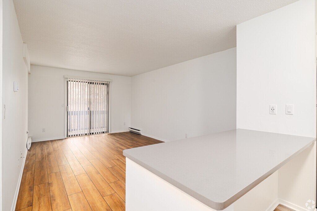 The Towers/Fir Hill Akron, OH Apartments