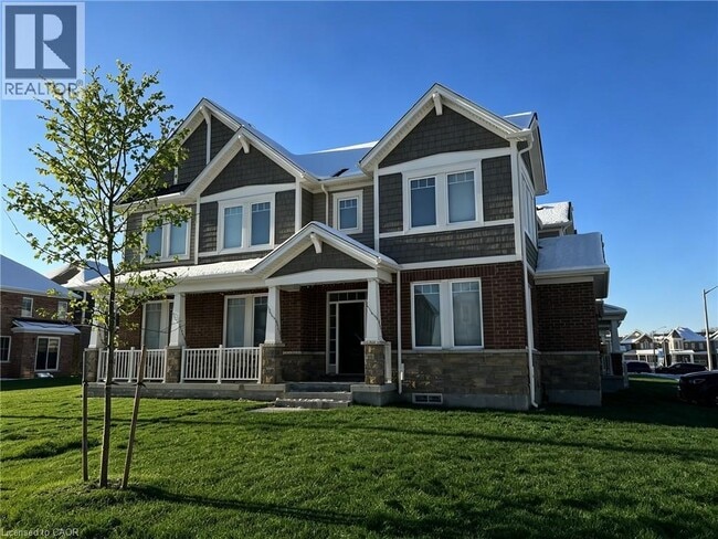 property at 40 Wannamaker Cres