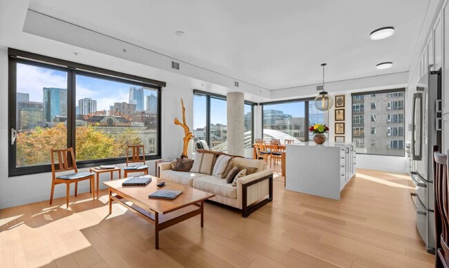 1750 Wewatta St in Denver, CO - Building Photo - Building Photo