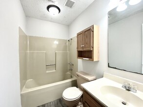 2392 Crabapple Dr in Tupelo, MS - Building Photo - Building Photo
