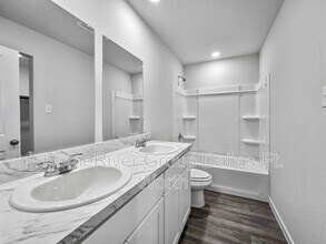 101 Bluebonnet Wy in Granbury, TX - Building Photo - Building Photo