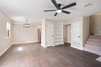 200 Concho St in Lockhart, TX - Building Photo - Building Photo