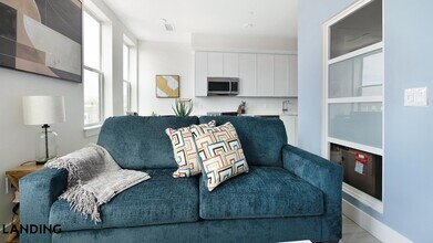 2005 11th St NW, Unit 603 in Washington, DC - Building Photo - Building Photo