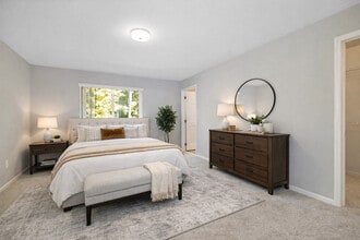 Brickhaven Townhomes in Shelby Township, MI - Building Photo - Building Photo