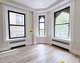 271 Dartmouth St, Unit 2F in Boston, MA - Foto de edificio - Building Photo