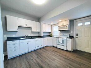 3752 Northampton Rd in Cleveland Heights, OH - Building Photo - Building Photo