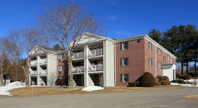 Meadow Park Apartments in Augusta, ME - Building Photo - Building Photo