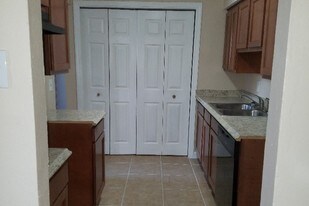 Terrytown Apartments For Rent From 500 La 924 Monterey Ct W Apartments