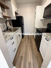 957 NW Colbern Rd in Lee's Summit, MO - Building Photo - Building Photo