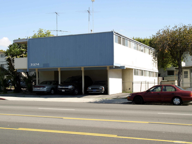 10617-10641 Woodbine St in Los Angeles, CA - Building Photo - Building Photo