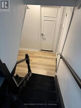 6 Inniswood Dr in Toronto, ON - Building Photo - Building Photo