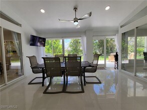 237 SW 47th St in Cape Coral, FL - Foto de edificio - Building Photo