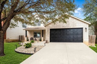 15515 Flowing Spring in San Antonio, TX - Building Photo