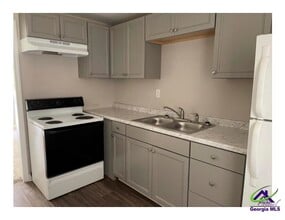 1103 Gaines Dr in Perry, GA - Building Photo - Building Photo