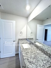 2164 Willow Gln Dr in Graham, NC - Building Photo - Building Photo
