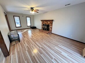 11906 Lockett Ridge Pl in Midlothian, VA - Foto de edificio - Building Photo