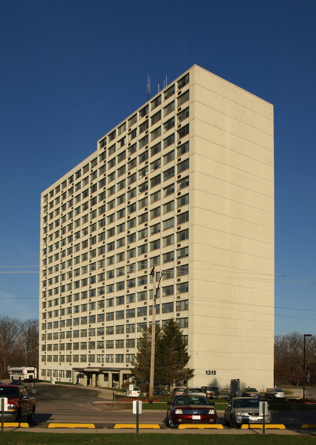 Joshua Arms in Joliet, IL - Foto de edificio - Building Photo