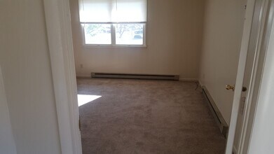 933 Pulaski Hwy in Havre De Grace, MD - Building Photo - Building Photo