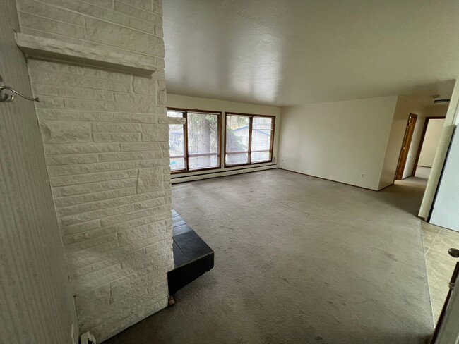 property at 1319 Turpin St