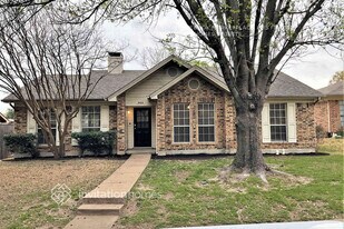 8465 Willow Creek Dr in Frisco, TX - Building Photo