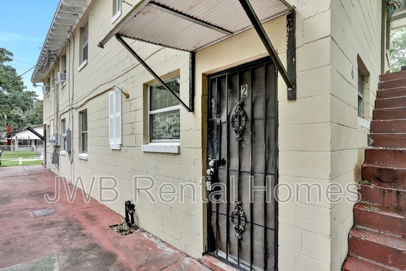 1530 W 21st St in Jacksonville, FL - Building Photo